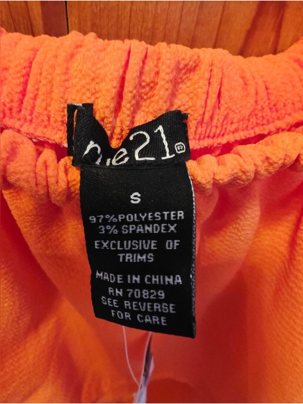 Rue21 Bright Orange Off-Shoulder Tie-Waist Romper NWT - Picture 3 of 4